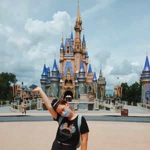 Meet your Posher, Rebecca